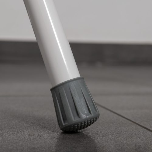 Összecsukható 3 lépcsős fellépő, utolsó lépcsőfok magassága 71 cm