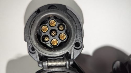 Elektromos kábel csatlakozóval 12 V-os, 2,5m