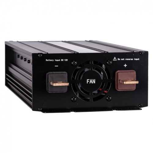 Feszültség átalakító 12/230V (1500/3000W) *A