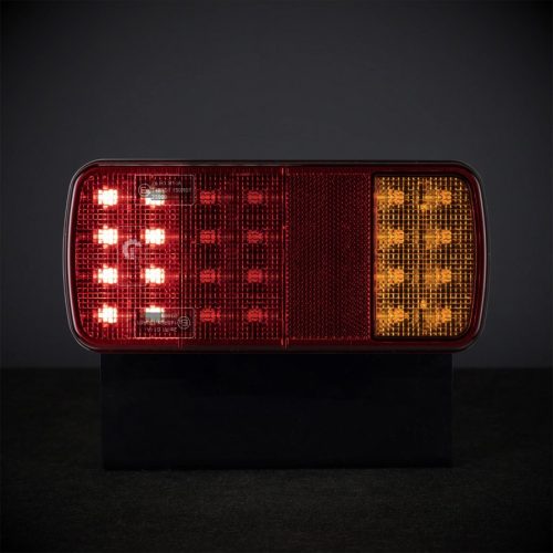 LED hátsó lámpa 3 kamrás 12/24V