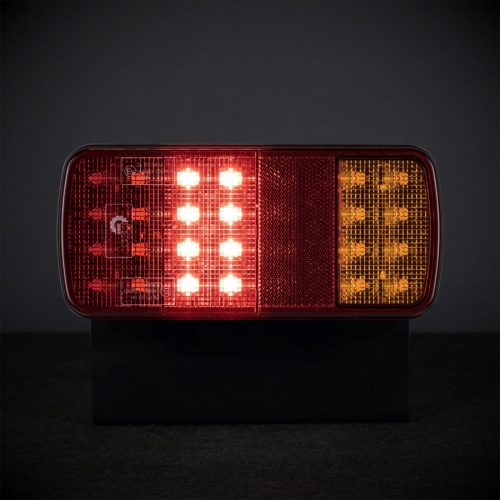 LED hátsó lámpa 3 kamrás 12/24V