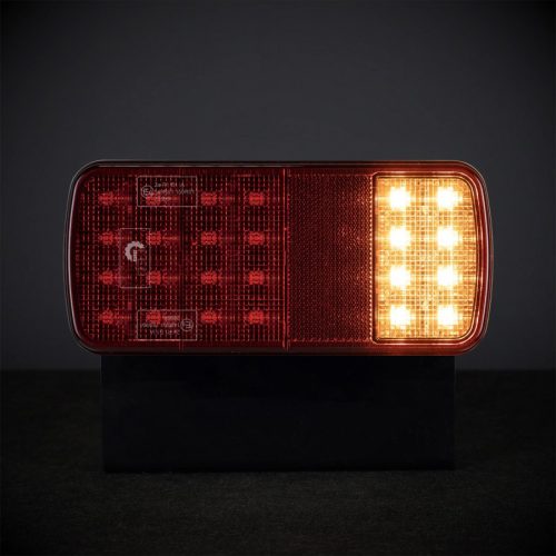 LED hátsó lámpa 3 kamrás 12/24V