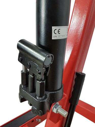 Motorkiemelő zsiráf  2000 kg+BLOKK 750kg