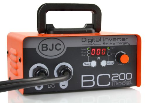 BC-200 inverteres akkumulátor töltő és indító 200A 12V / 24V BJC