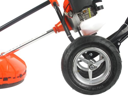 Benzines fűkasza kerekeken